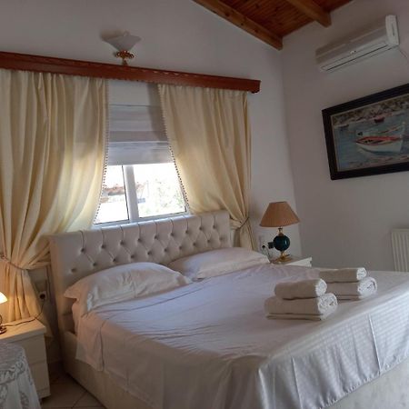 Rosemary House Pensionat Sarandë Eksteriør billede