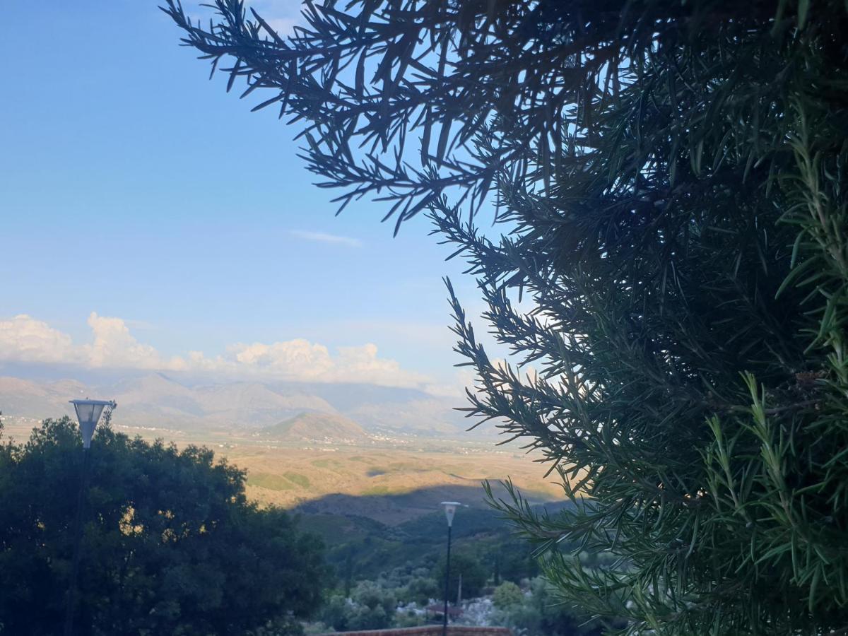 Rosemary House Pensionat Sarandë Eksteriør billede
