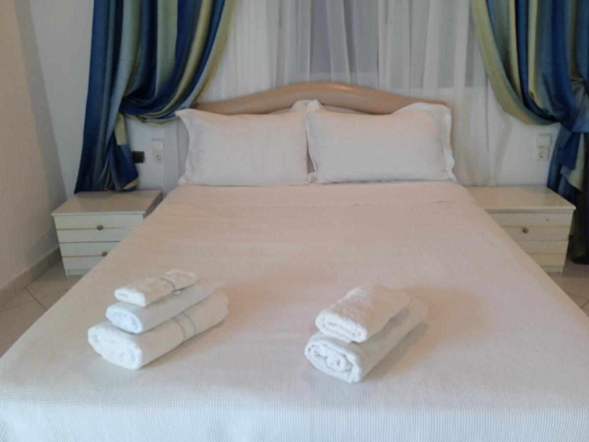 Rosemary House Pensionat Sarandë Eksteriør billede