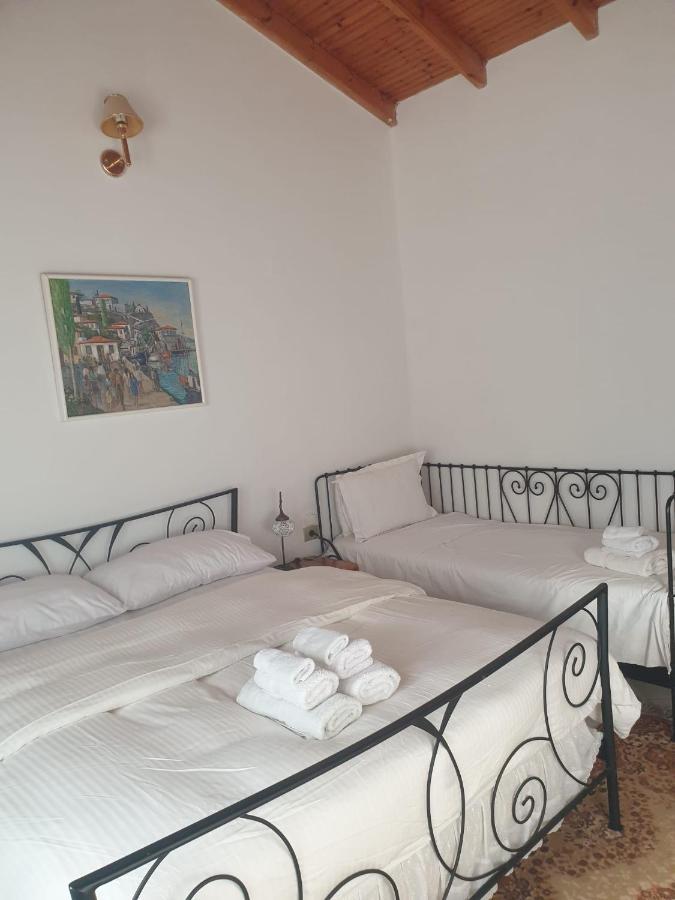 Rosemary House Pensionat Sarandë Eksteriør billede